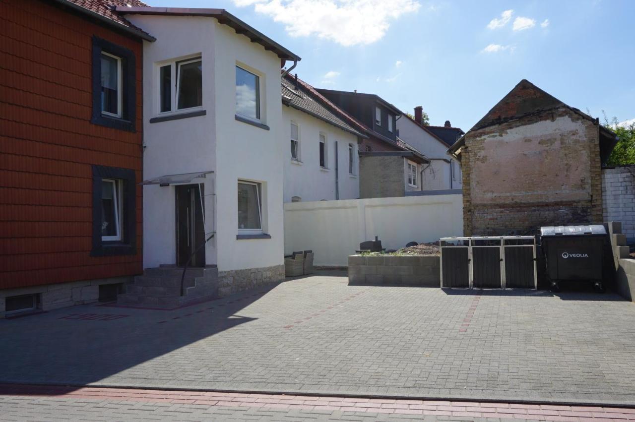 Aussergewoehnliche Dachgeschosswohnung 코니그스루터암엘름 외부 사진